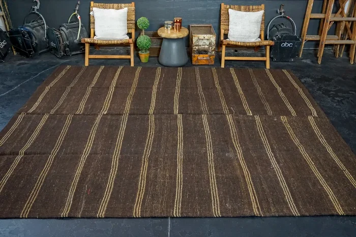 8’9 x 10’3 Goat Hair Brown + Cream Vintage Flatweave Kilim ‘3017