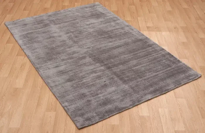 Blade Silver Rug