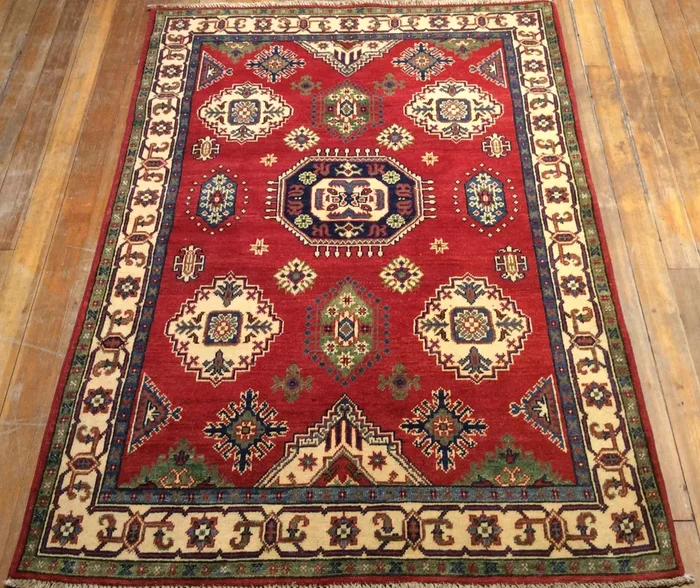 Kuba Rug 6′ x 4′.1″