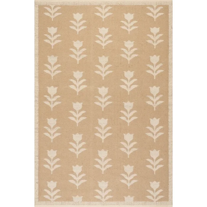 Nuloom Vayana Floral Farmhouse Area Rug