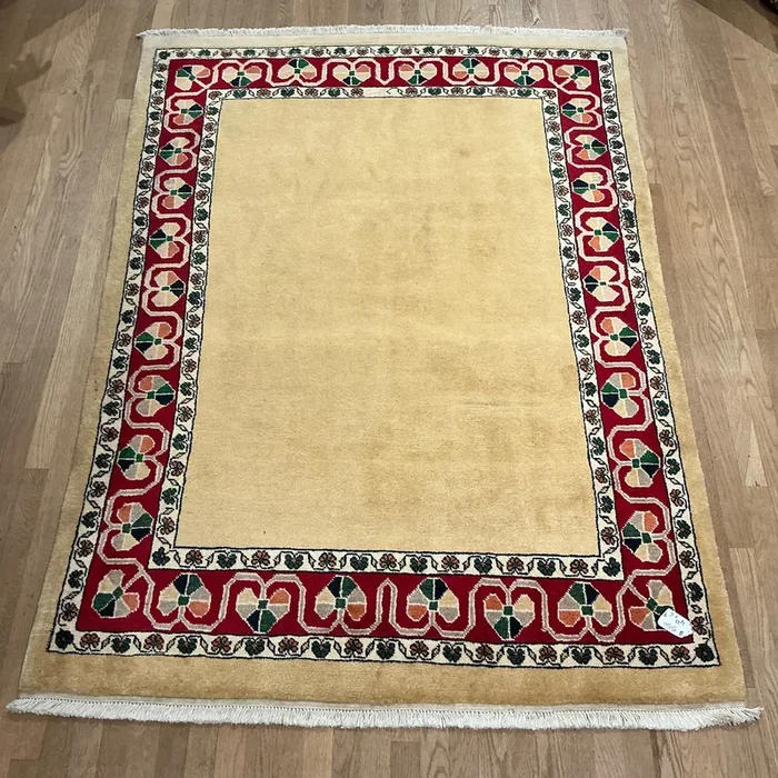 Persian Sarouk – 4’11” X 6’9”