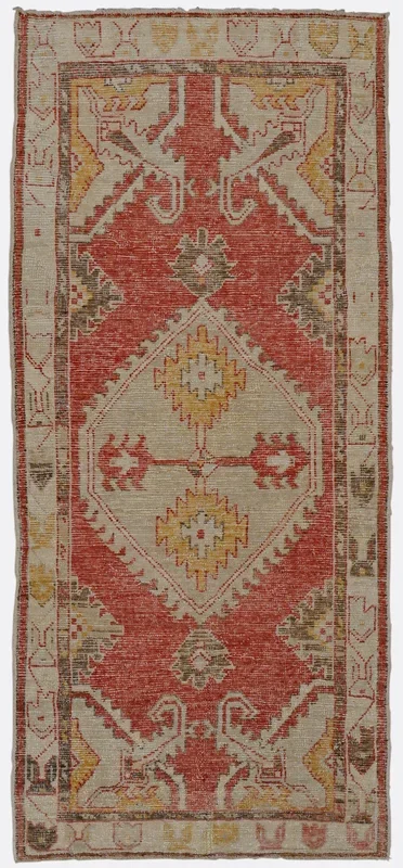 Vintage Turkish Anatolian Rug – 2’7″ x 5’10”