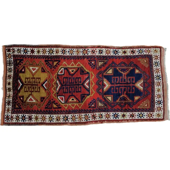 Yeşilova (Aksaray ) 4’2” x 8’5”